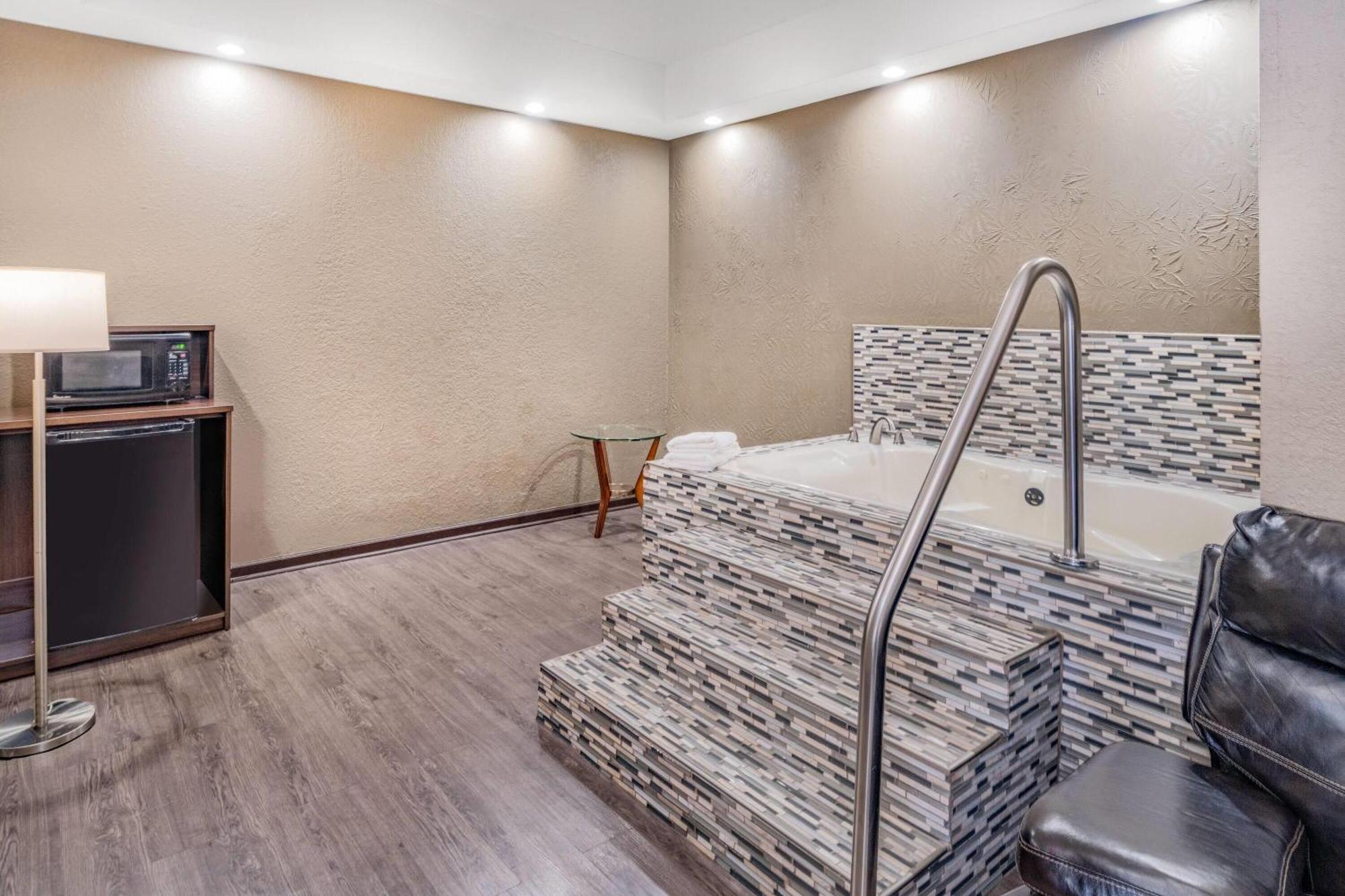 ซูเปอร์ 8 บาย วินด์แฮม โคลัมเบีย Hotel ภายนอก รูปภาพ
