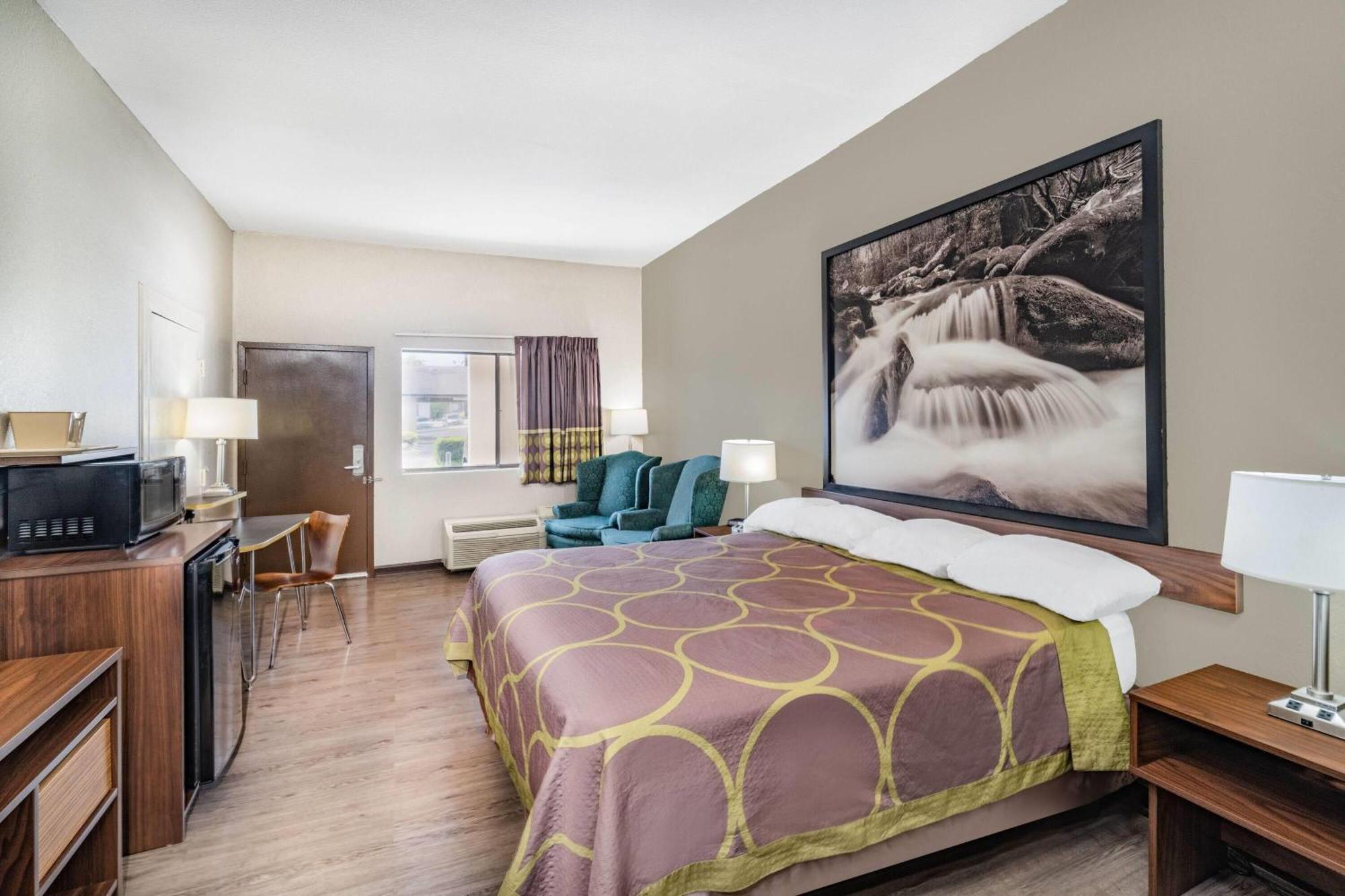 ซูเปอร์ 8 บาย วินด์แฮม โคลัมเบีย Hotel ภายนอก รูปภาพ
